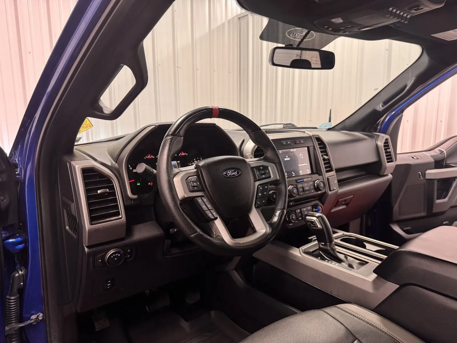 Ford F-150 photo 35