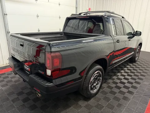 More photos of 2024 Honda Ridgeline RTL at Oakley Auto World, MO