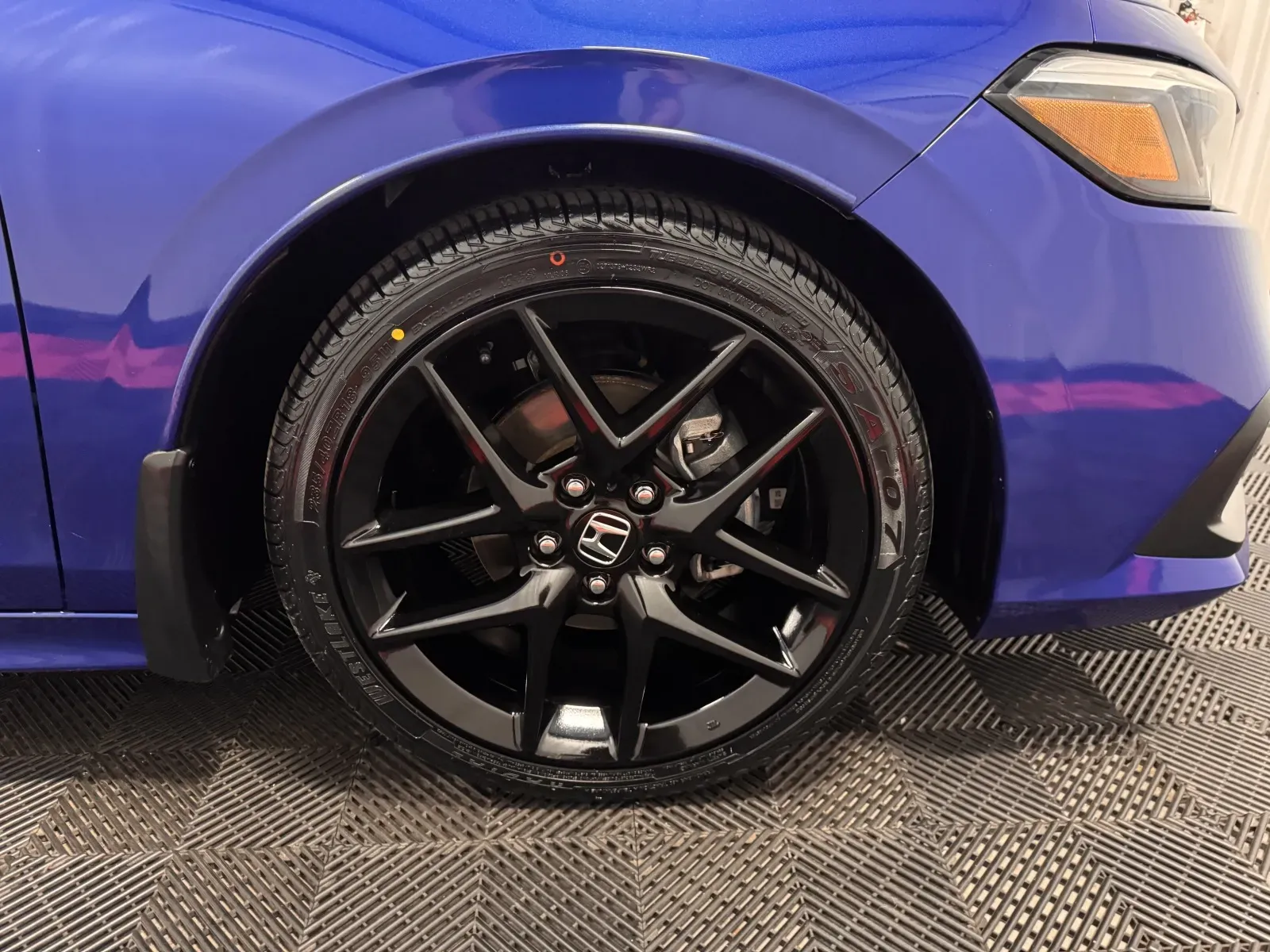 Honda Civic photo 17