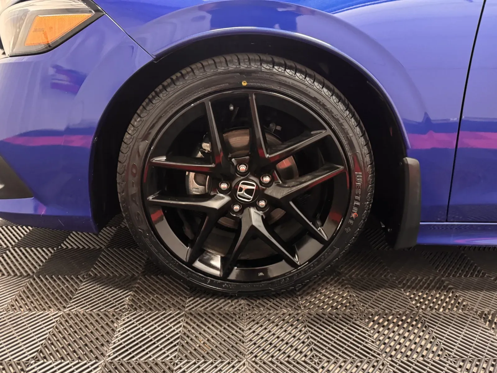 Honda Civic photo 10