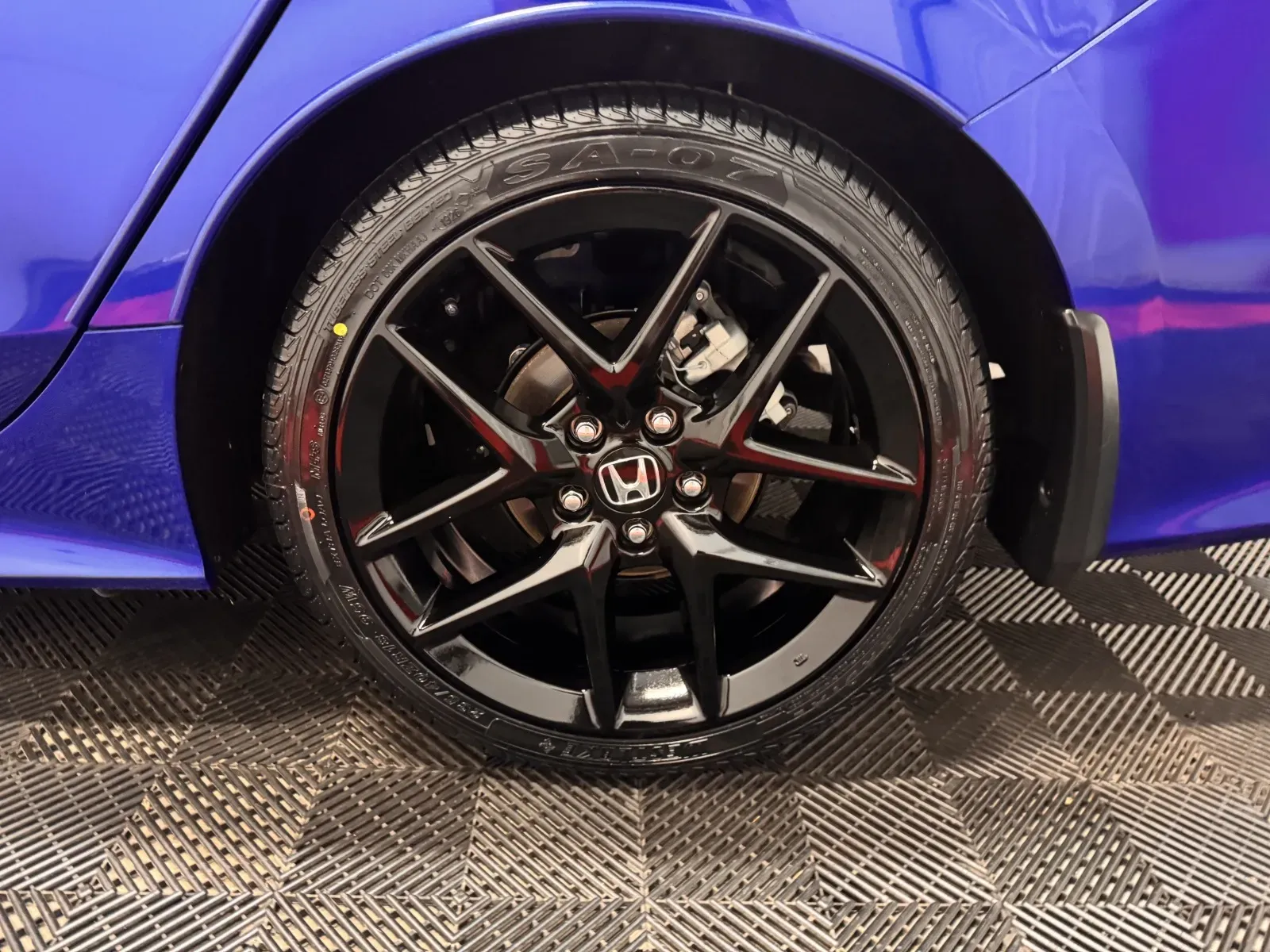 Honda Civic photo 11