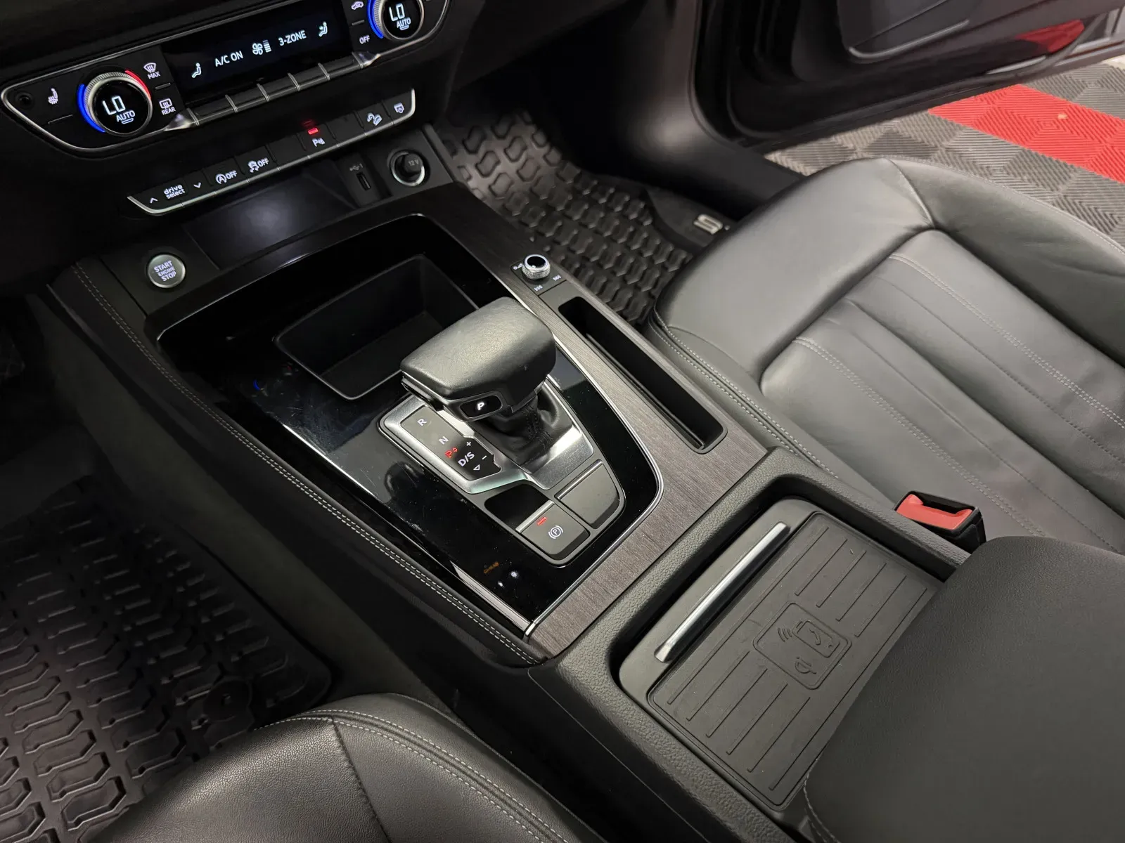 Audi Q5 photo 35