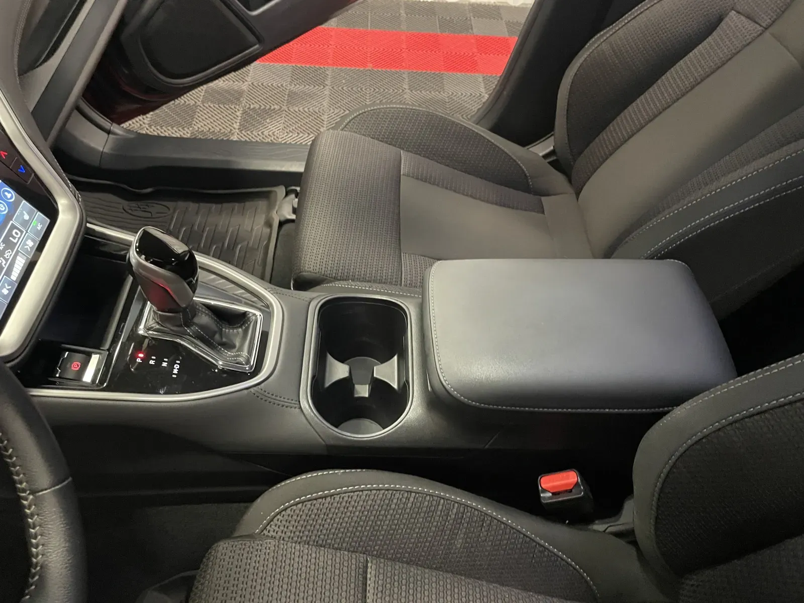 Subaru Outback photo 33