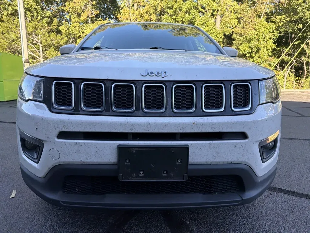 Jeep Compass photo 6