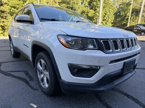 More photos of 2018 Jeep Compass Latitude at Oakley Auto World, MO