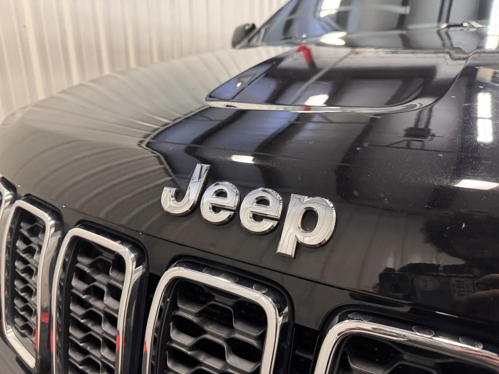 Jeep Grand Cherokee photo 7