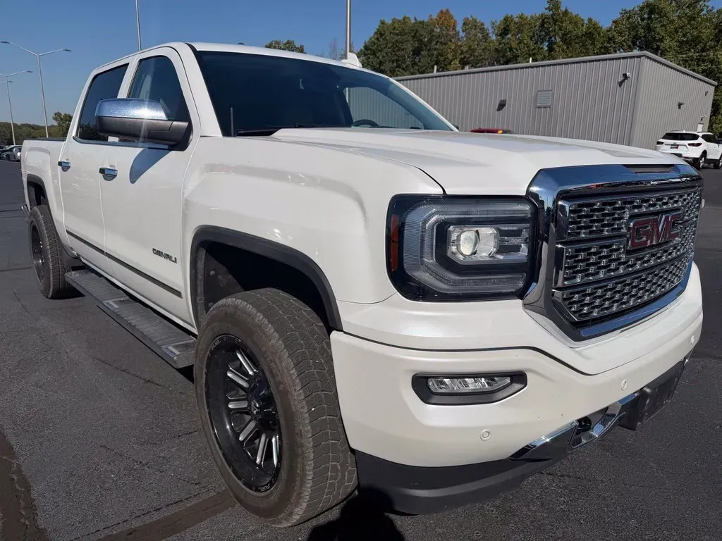 GMC Sierra photo 5