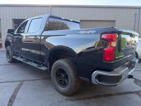 Photos of 2024 Chevrolet Silverado 1500 LT for sale in Branson West, MO at Oakley Auto World