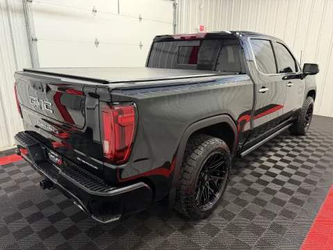More photos of 2024 GMC Sierra 1500 Denali Ultimate at Oakley Auto World, MO