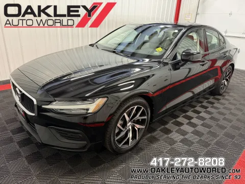 Black 2019 Volvo S60 T6 Momentum for sale in Branson West, MO