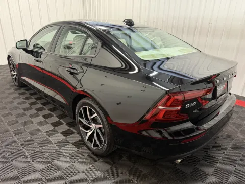 Photos of 2019 Volvo S60 T6 Momentum for sale in Branson West, MO at Oakley Auto World