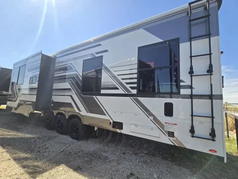 Another view of 2026 Keystone Fuzion 432 for sale in Valley View, TX at Liberty Trail RV - Denton