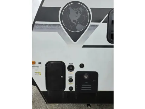 More photos of 2026 Keystone Passport 284QBC at Liberty Trail RV - Denton, TX