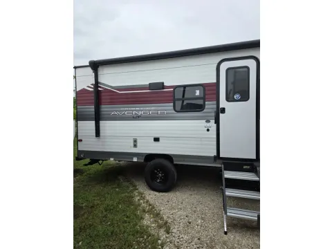 More photos of 2025 Primetime Avenger 17BHS at Liberty Trail RV - Denton, TX