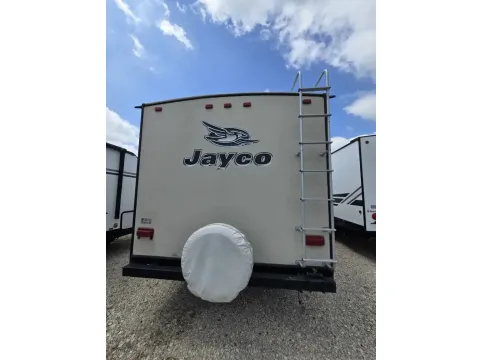 More photos of 2015 Jayco White Hawk 24RBS at Liberty Trail RV - Denton, TX