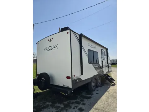 Another view of 2022 Dutchmen Kodiak 201QB for sale in Valley View, TX at Liberty Trail RV - Denton