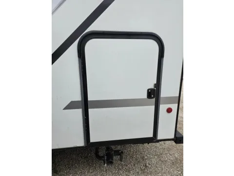 More photos of 2022 Dutchmen Kodiak 175BH at Liberty Trail RV - Denton, TX