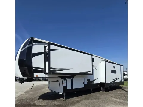 Photos of 2022 Forest River Cardinal 380RLX for sale in Valley View, TX at Liberty Trail RV - Denton