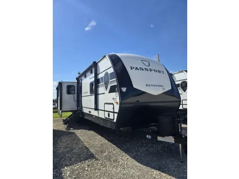 More photos of 2026 Keystone Passport 3100RE at Liberty Trail RV - Denton, TX