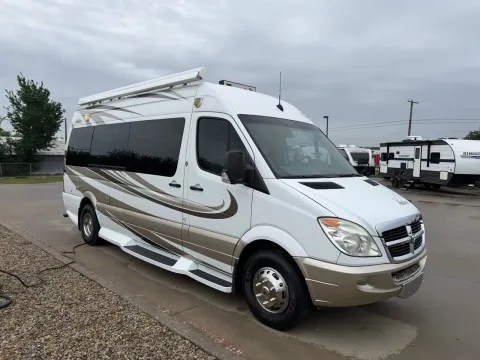 More photos of 2009 Four Winds Ventura 170S at Liberty Trail RV - Denton, TX