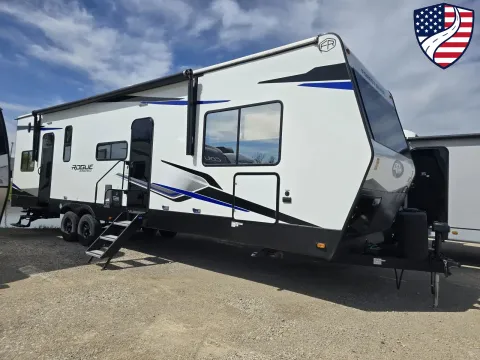 Unknown 2025 Forest River Rogue Armor 32L132 for sale in Valley View, TX