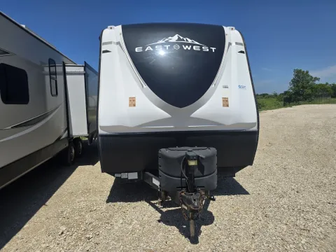 Photos of 2021 East To West Alta 2350RK for sale in Valley View, TX at Liberty Trail RV - Denton