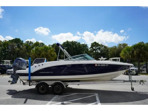 Another view of 2020 Chaparral 23 SSi OB for sale in Charleston, SC at Longshore Boats Charleston