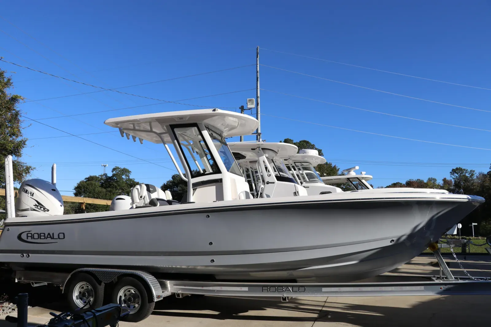 2024 Robalo 266 Cayman