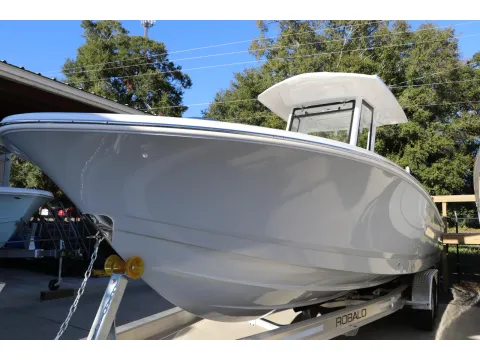 Photos of 2024 Robalo 266 Cayman for sale in Charleston, SC at Longshore Boats Charleston