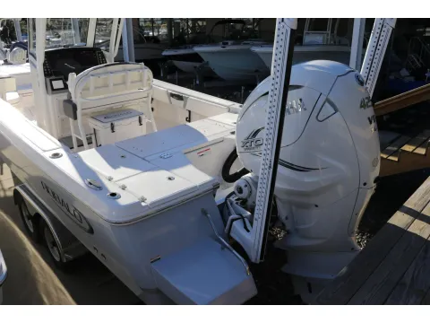 Another view of 2024 Robalo 266 Cayman for sale in Charleston, SC at Longshore Boats Charleston