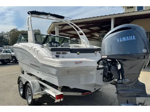 More photos of 2026 Chaparral 250 OSX at Longshore Boats Charleston, SC
