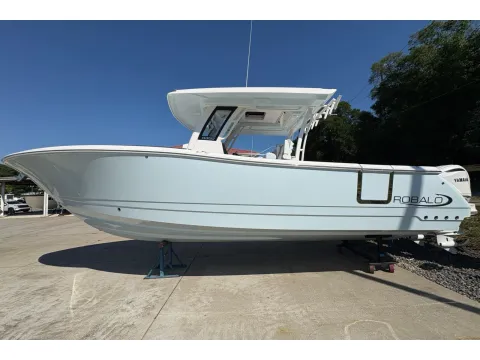 2026 Robalo R300 Center Console for sale in Charleston, SC