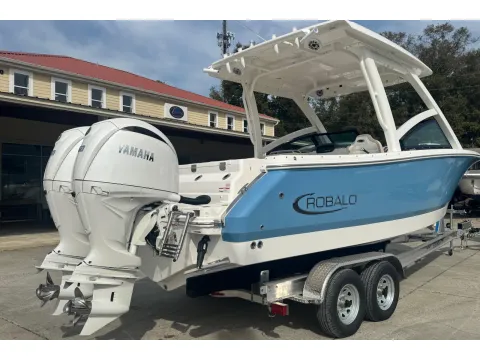 More photos of 2026 Robalo R257 Dual Console at Longshore Boats Charleston, SC