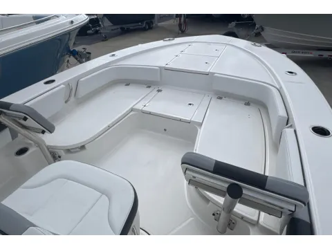 More photos of 2026 Robalo 246 Cayman at Longshore Boats Charleston, SC