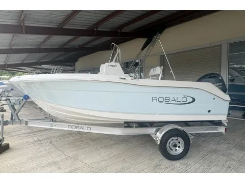 Photos of 2026 Robalo R180 Center Console for sale in Charleston, SC at Longshore Boats Charleston