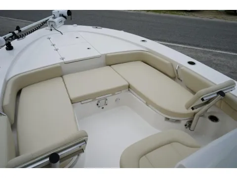 More photos of 2026 Robalo 246 Cayman at Longshore Boats Charleston, SC