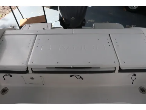 More photos of 2026 Robalo R232 Explorer at Longshore Boats Charleston, SC