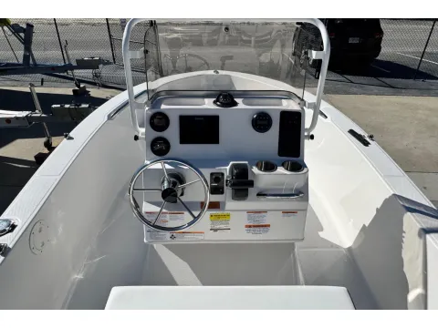More photos of 2026 Robalo R160 Center Console at Longshore Boats Charleston, SC