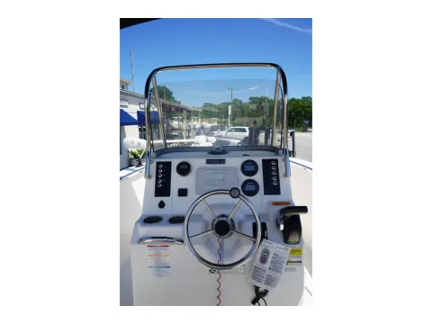 Another view of 2015 Robalo R180 Center Console for sale in Charleston, SC at Longshore Boats Charleston