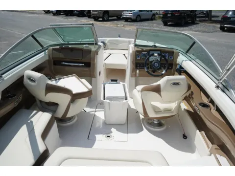 More photos of 2013 Chaparral 206 SSi at Longshore Boats Charleston, SC