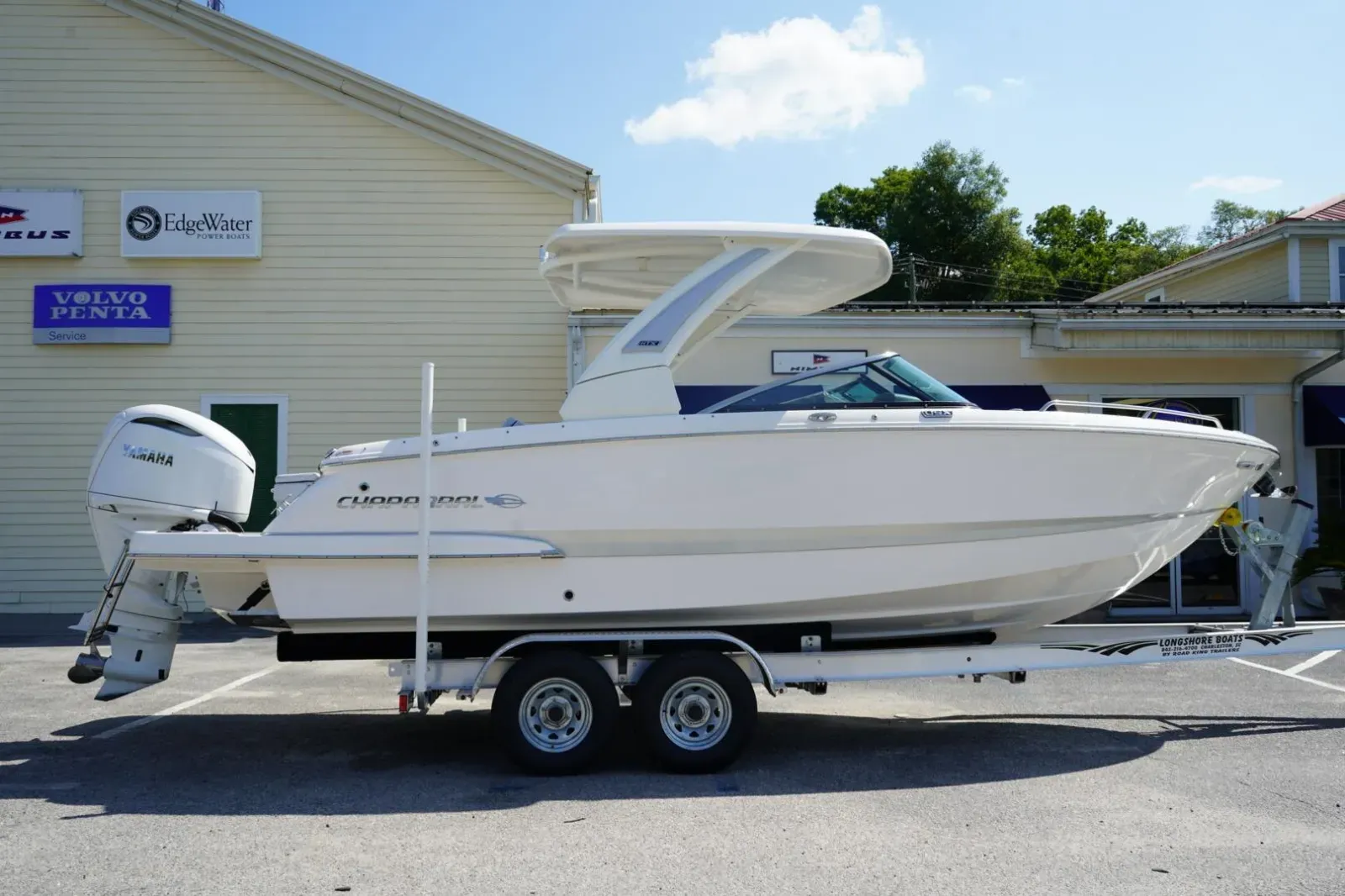 2025 Chaparral 270 OSX