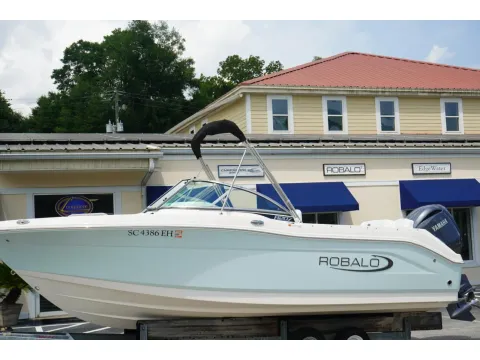 2025 Robalo R207 Dual Console for sale in Charleston, SC