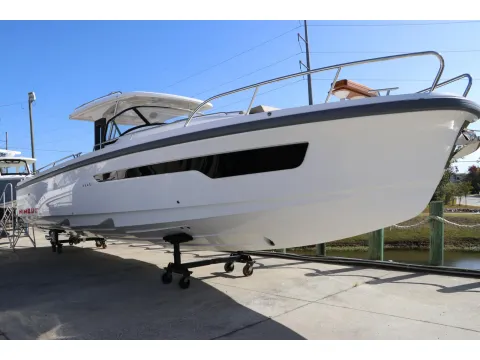 Photos of 2025 Nimbus Tender 11 for sale in Charleston, SC at Longshore Boats Charleston
