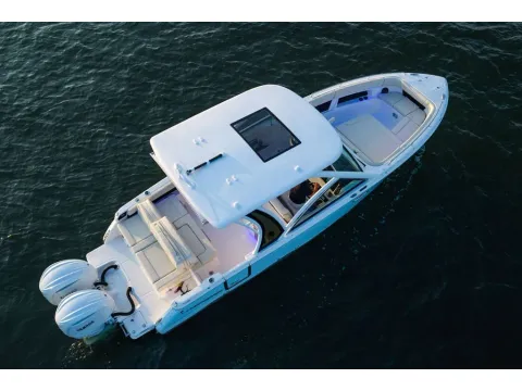 More photos of 2027 Chaparral 310 OSX at Longshore Boats Charleston, SC