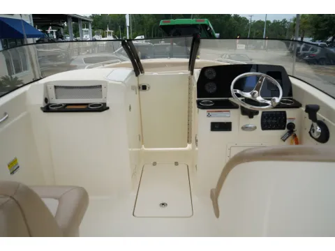 More photos of 2022 Scout 215 Dorado at Longshore Boats Charleston, SC