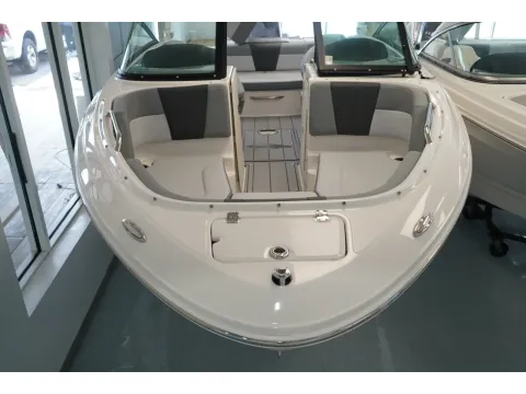 Photos of 2026 Chaparral 21 SSi OB for sale in Charleston, SC at Longshore Boats Charleston