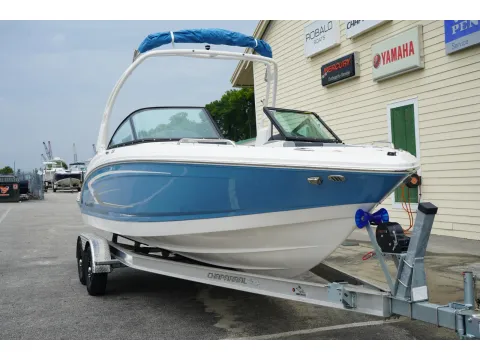 More photos of 2027 Chaparral 23 SSi OB at Longshore Boats Charleston, SC