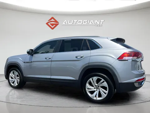 More photos of 2020 Volkswagen Atlas Cross Sport 3.6L V6 SEL at AutoGiant USA Indianapolis, IN