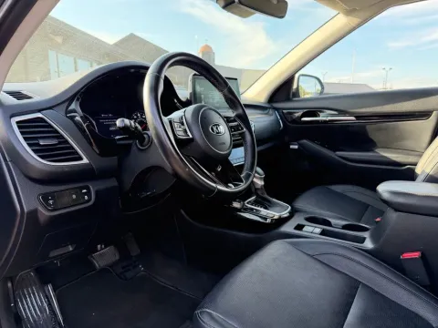 Photos of 2021 Kia Seltos SX for sale in Indianapolis, IN at AutoGiant USA Indianapolis