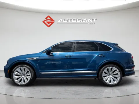 More photos of 2023 Bentley Bentayga Azure at AutoGiant USA Indianapolis, IN